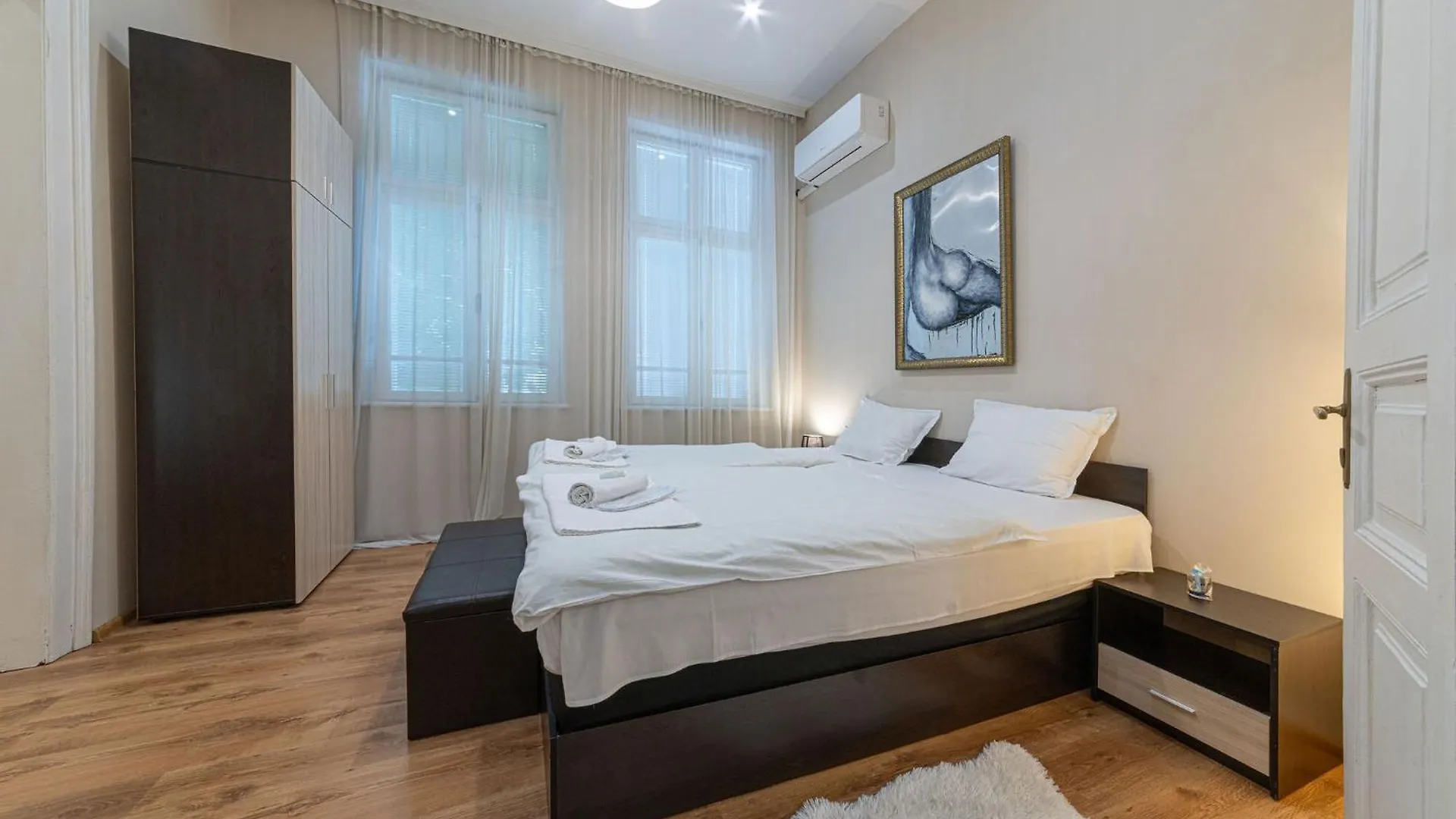 Apo Apartment - Top Center Varna 0*,  Bulgarien