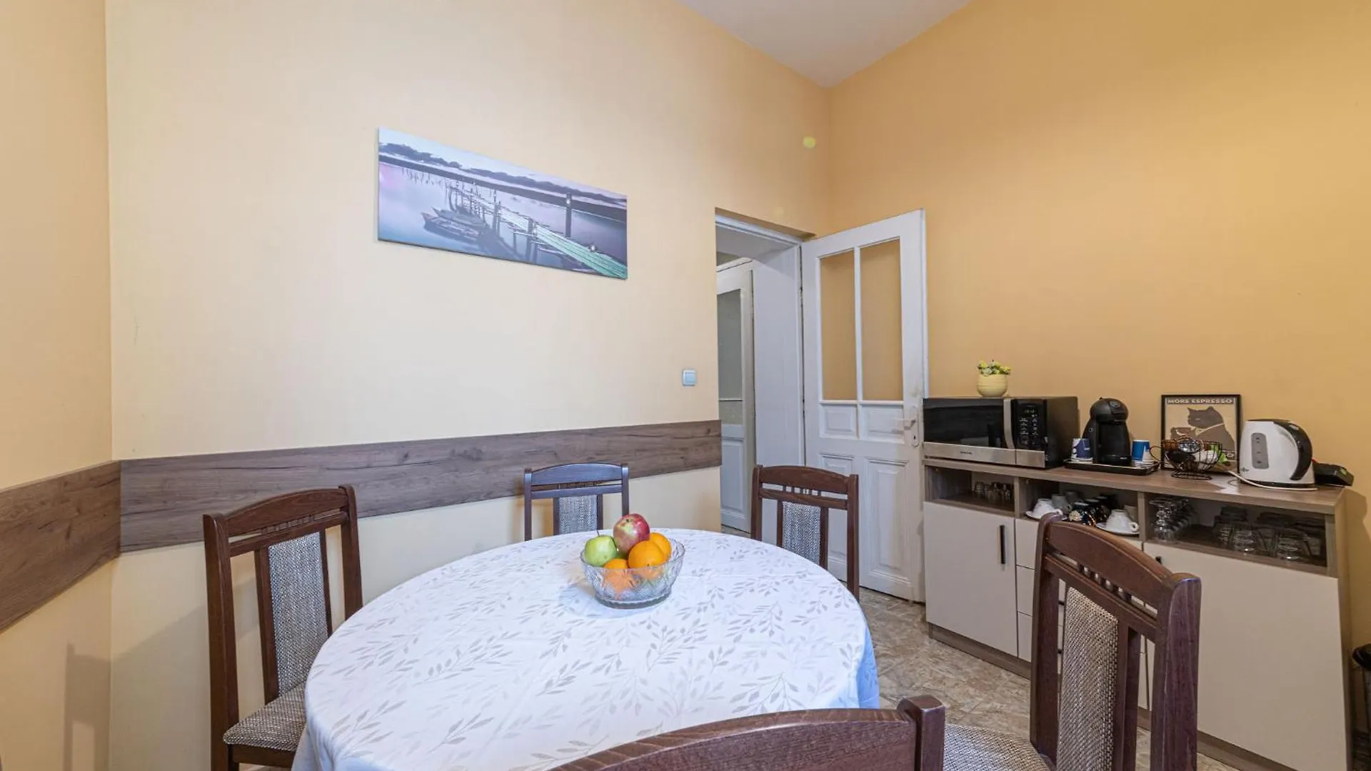 Apo Apartment - Top Center Varna