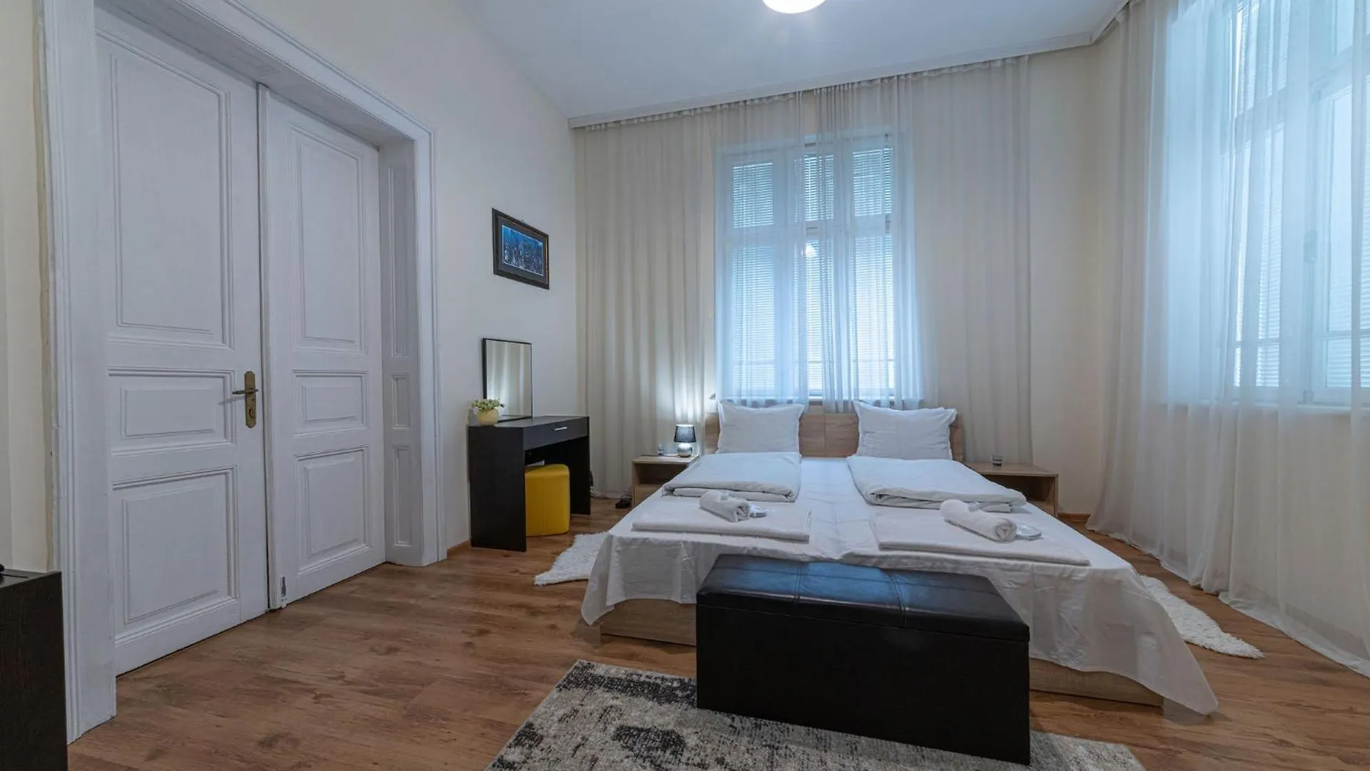 Apo Apartment - Top Center Varna